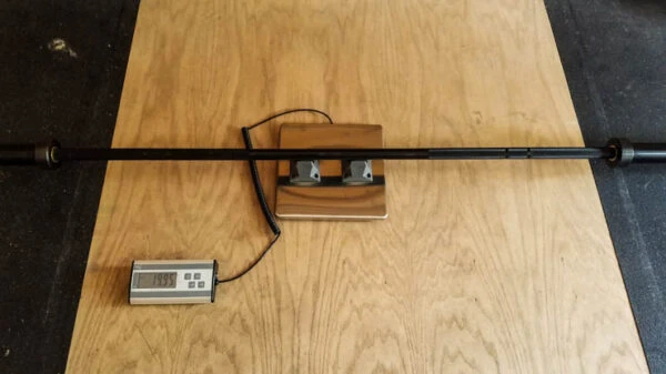 Fringe Sport Wonder Bar V2 20KG Barbell 8 Fringe Sport Wonder Bar V2 20KG Barbell - Image 8